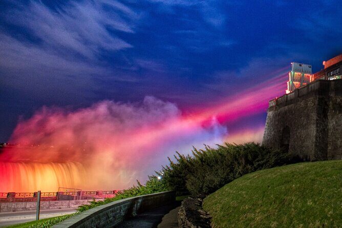 Niagara Falls Evening Tour with Boat, Dinner & Illumination Tower - Transportation and Group Size