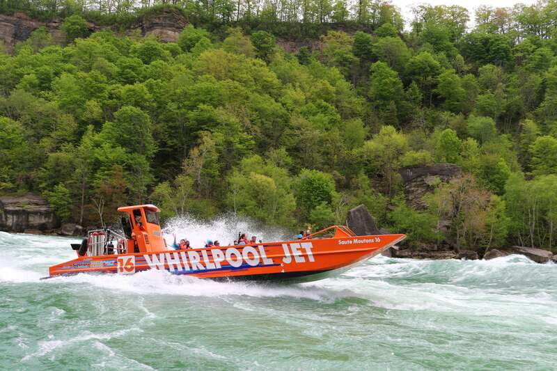 Niagara Falls, ON: Jet Boat Tour on Niagara River