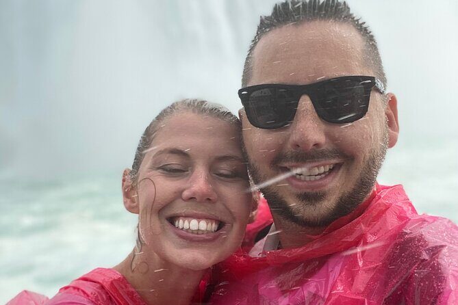 Niagara Falls Small Group Tour w/ Tower, Journey & Boat Cruise - FAQ