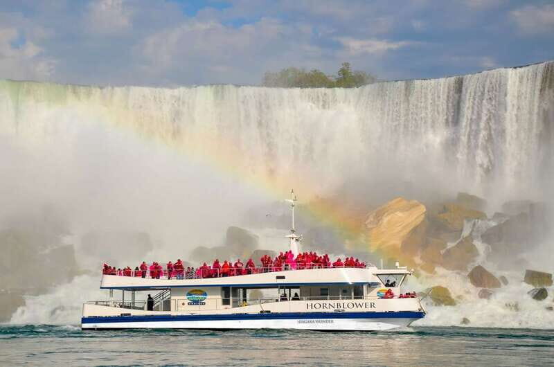 Niagara Falls Tour with Skip the Line Cruise & Maple Tasting - Deep Dive into the Itinerary