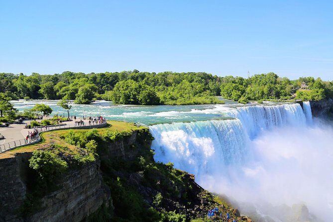 Niagara Falls with Outlet Shopping, 2-Day Tour from NYC