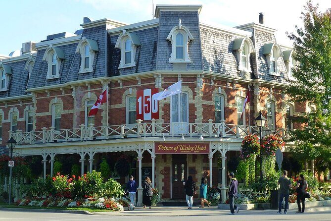 Niagara-on-the-Lake: Guided Vehicle Tour Prettiest Town in Canada - Authentic Experiences and Traveler Insights