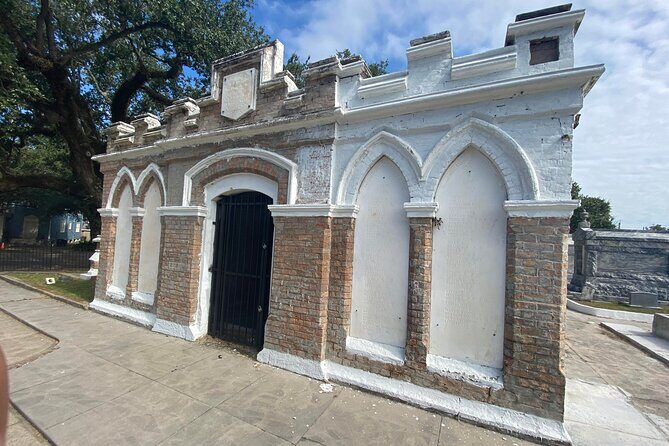 Night Cemetery Insiders Bus Tour- New Orleans - Final Thoughts: Is This Tour Right for You?
