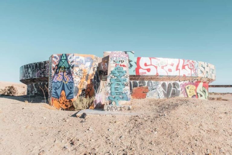 Niland: Slab City Experience Tour - Exploring Slab City: An Off-Grid Desert Community