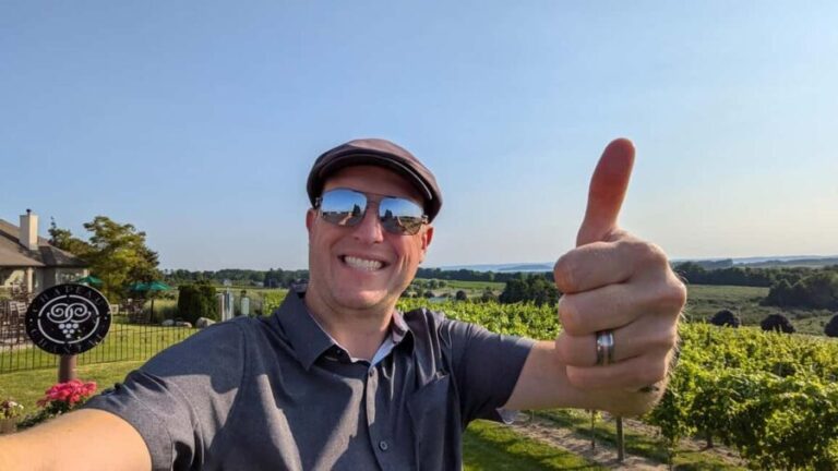 NON BUS Traverse City Left Foot Charley Leelanau Wine Tour - Who Should Book This Tour?