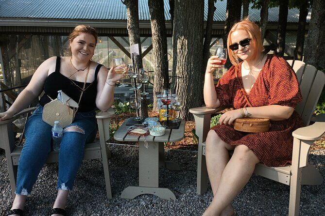 NON BUS Traverse City Singles Mingle Sunset Wine Distillery Tour - The Itinerary: A Perfect Mix of Wine, Spirit, and Scenery