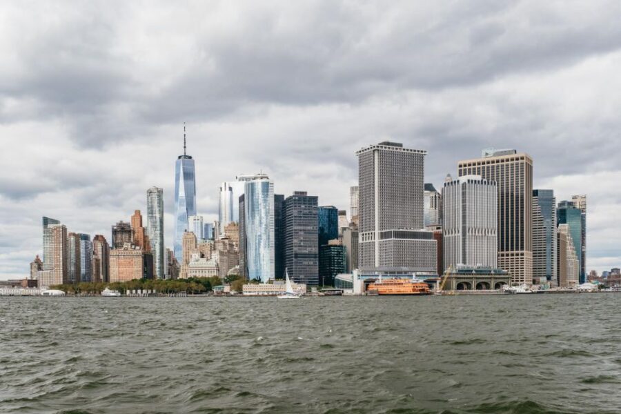 NYC: Around Manhattan Official NYC Architecture Cruise