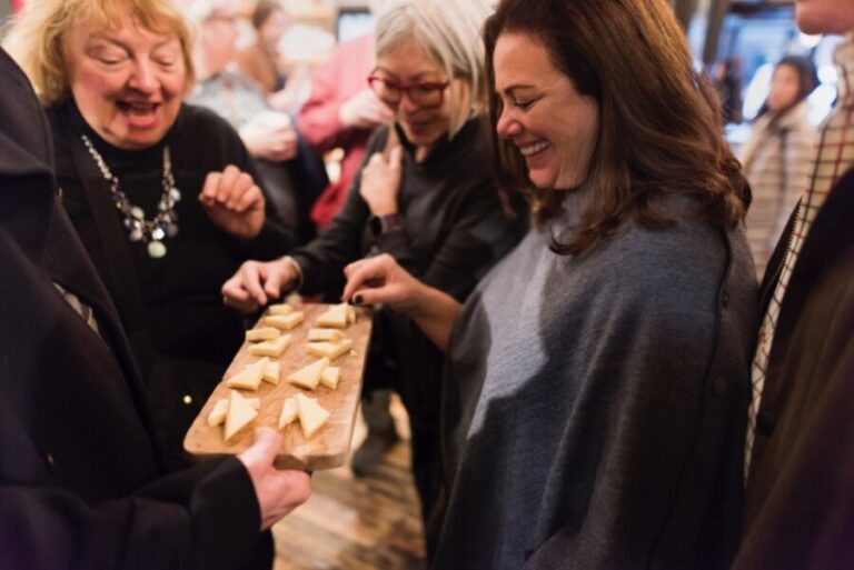NYC: Chelsea Market & High Line Food & Culture Walking Tour - A Detailed Look at the Tour Experience