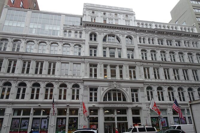 NYC Chelsea self-guided walking tour & scavenger hunt - Detailed Breakdown of Highlights