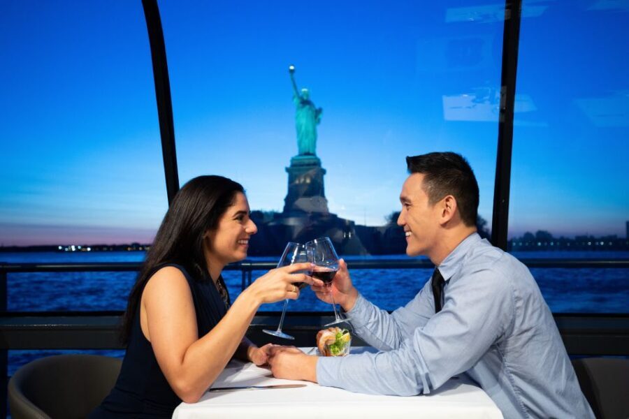 NYC: Christmas Eve Gourmet Brunch or Dinner Harbor Cruise