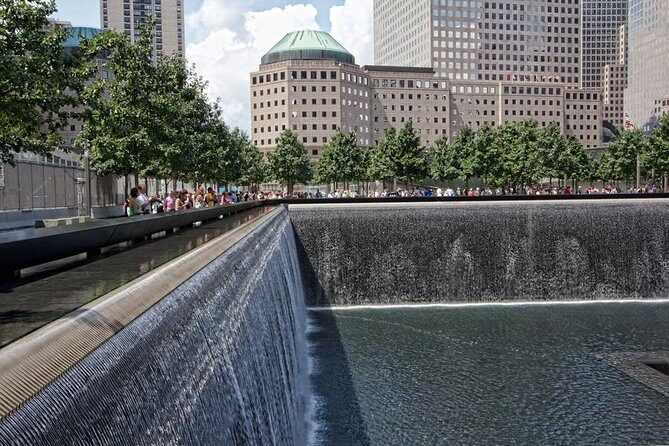 NYC City Tour: Statue of Liberty, 9/11 Memorial, Wall Street - Who Will Love This Tour?