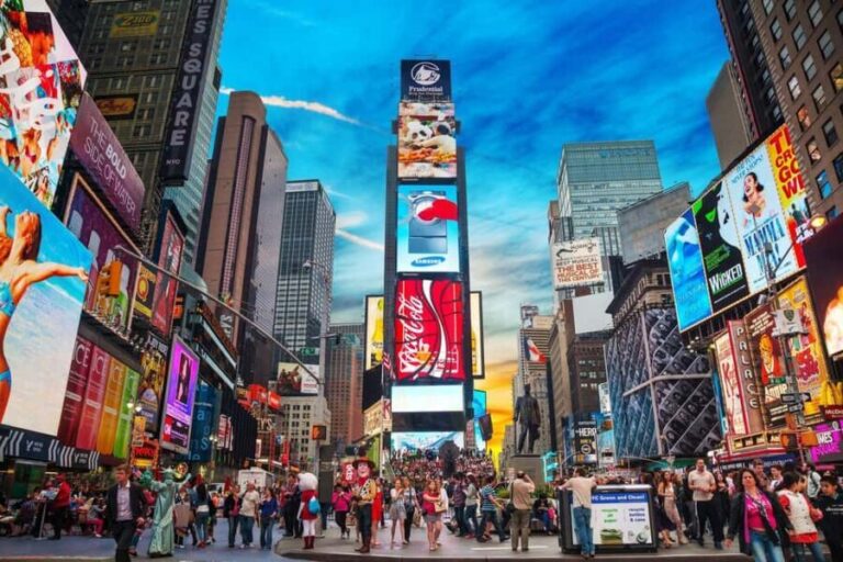 NYC: Midtown Stroll Guided Walking Tour English-Spanish - The Experience: What You Can Expect