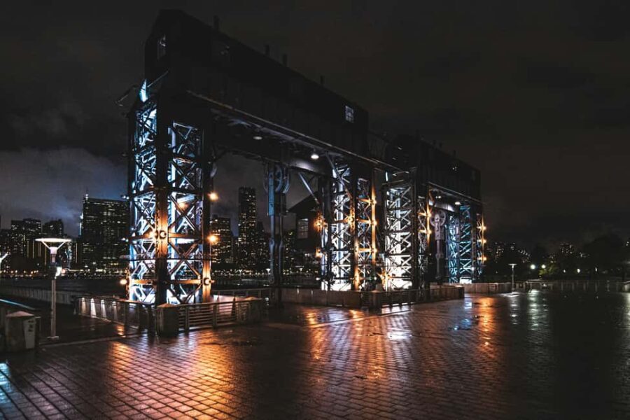 NYC: Night Tour and Viewpoints of New York - Transport, Timing, and Group Dynamics