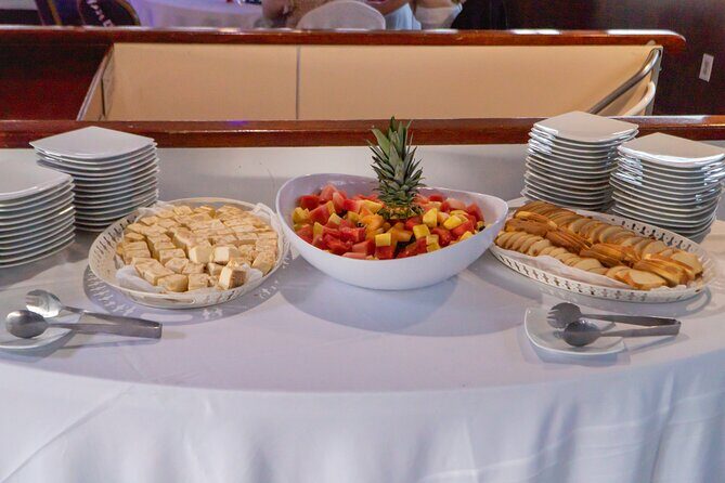NYC: Serenity Yacht New Years Eve Party Cruise - What Do Travelers Say? Insights from Reviews
