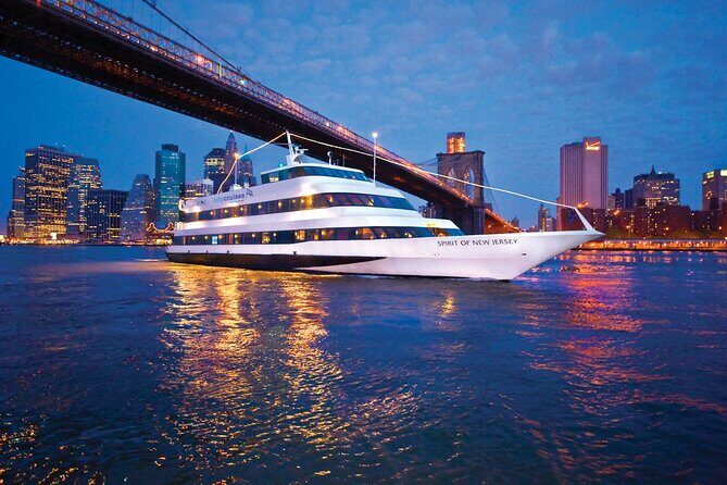 NYC Skyline Dinner Cruise from New Jersey - The Sum Up