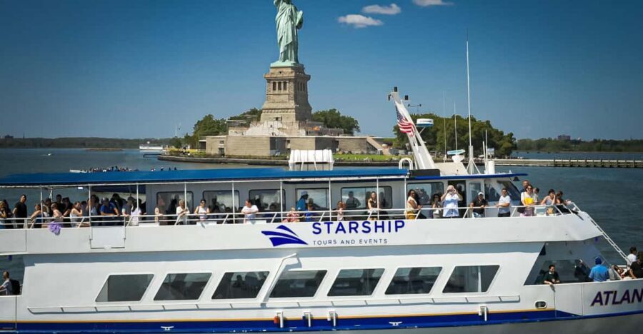 NYC: Starship Sightseeing Cruise Midtown or Downtown