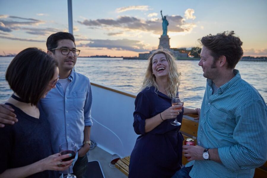 NYC: Sunset Cruise on a Small Yacht with a Drink - The Value for Your Money