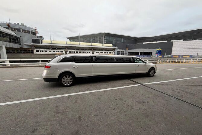 NYC VIP Private Luxury airport arrival ride by Stretch Limousine - Authentic Feedback from Travelers