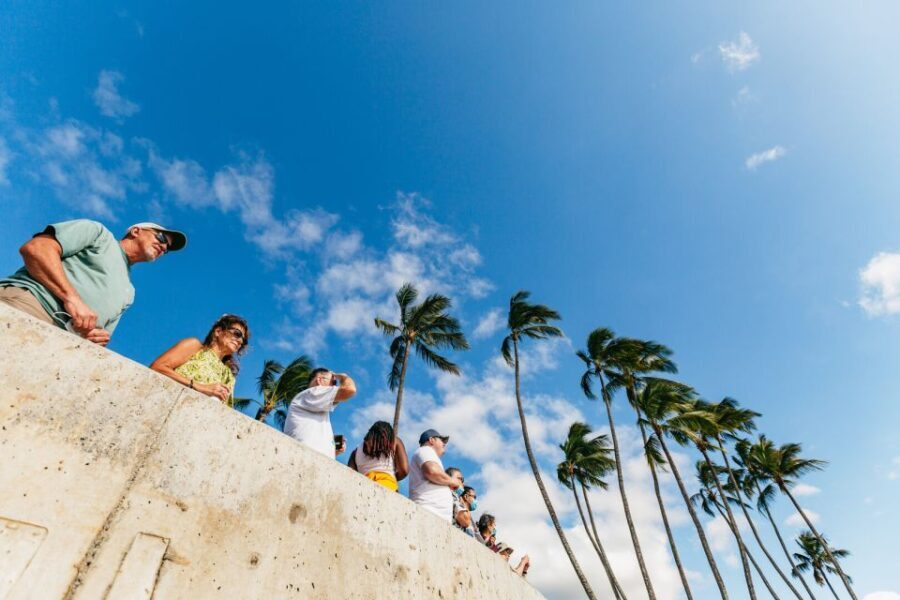 Oahu: Circle Island Tour with Lunch & Waimea Waterfall - Authenticity and Value