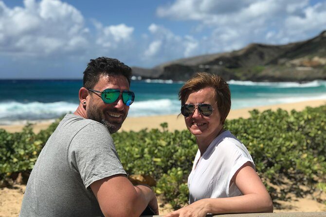 Oahu Island Highlights in Small Group | 30 Spots | ~10 Stops - Pros and Cons