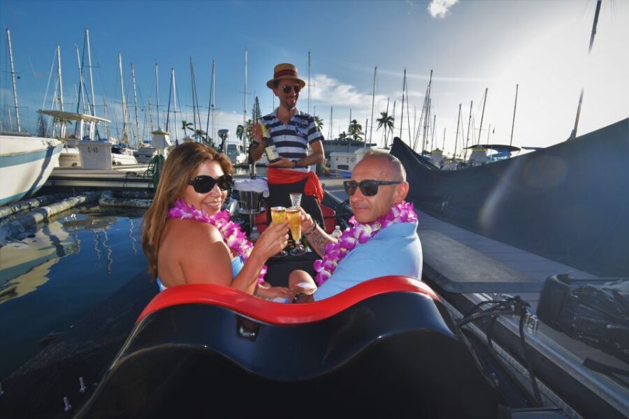 Oahu: Luxury Gondola Cruise with Drinks and Pastries - Who Will Love This Tour?