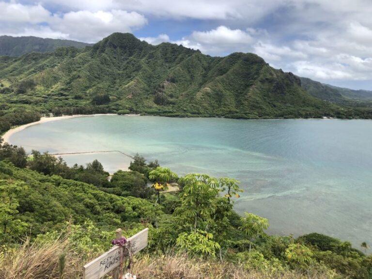 Oahu: Manoa Falls Hike and east side beach day - What Is Included and What to Consider