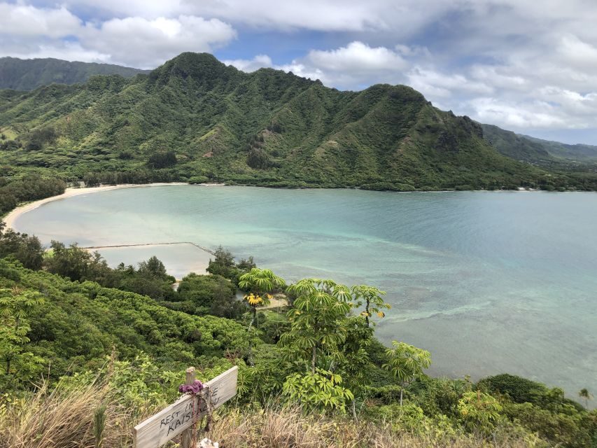 Oahu: Manoa Falls Hike and east side beach day