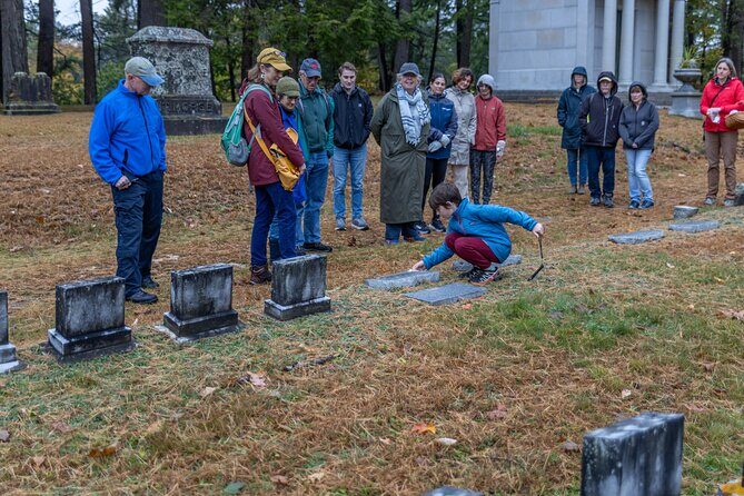 Oak Grove Cemetery Walking Tour - Who Will Love This Tour?