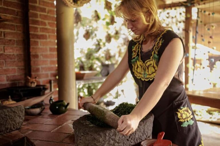 Oaxaca de Juarez: Traditional Oaxacan Cooking Class - Who Will Love This Experience?