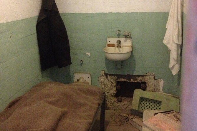 Official Alcatraz Tour with Bonus Bike Rental in San Francisco - Additional Tips for Your Visit