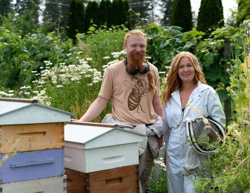 Okanagan Bee Tour, Wine Tasting and Lunch at Kelowna Winery - The Farm-to-Table Charcuterie Lunch