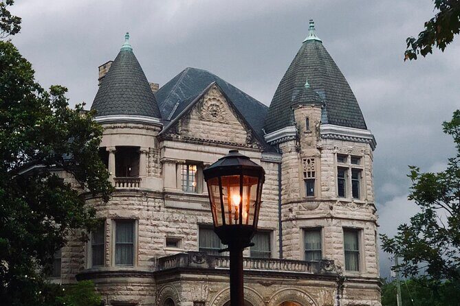 Old Louisville Ghost Tour as Recommended by The New York Times @ 4th and Ormsby - Who Will Enjoy This Tour?