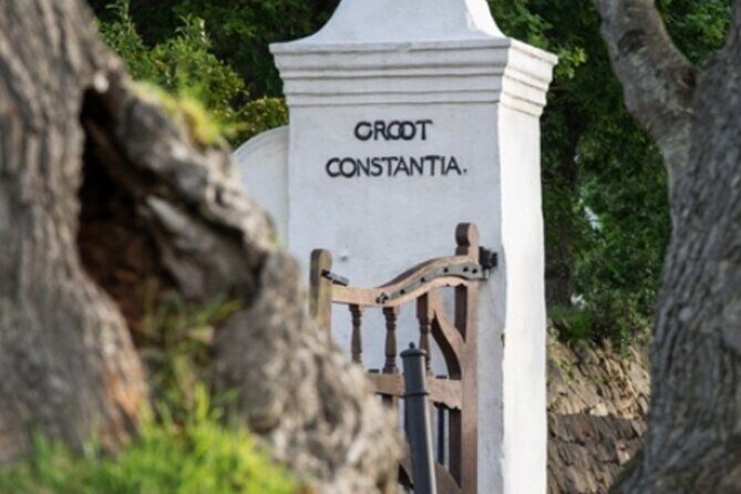 One Day Cape of Good and Penguin Colony Expedition from Cape Town - Scenic Coastal Views: Bantry Bay and Clifton