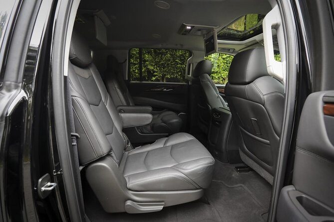 One-Way Private Airport Transfer by Sedan - What to Expect on Your Ride