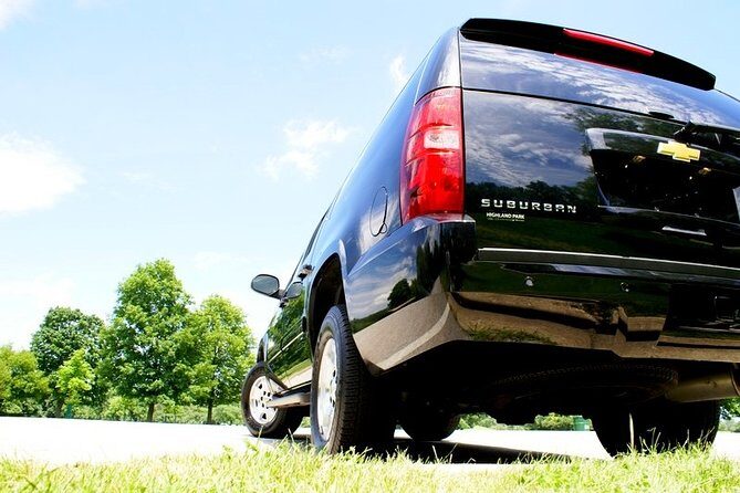 One-Way Private O'Hare Airport Meet and Greet Transfer by SUV - The Vehicle and Driver Experience