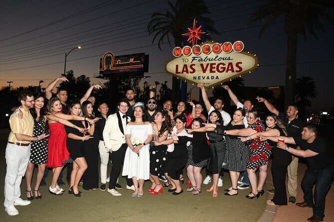 Open Bar Party Bus Nightclub Crawl in Las Vegas - What is the Open Bar Party Bus Nightclub Crawl?