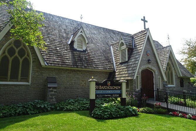 Ottawa Rideau River self guided walking tour and scavenger hunt - Walking Through the Itinerary