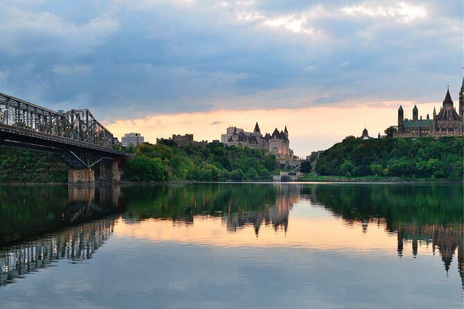 Ottawa Scavenger Hunt and Highlights Self-Guided Tour - What Travelers Are Saying