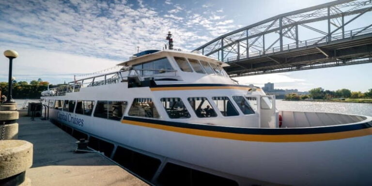 Ottawa: Small-Group Walking Tour with Boat Cruise - An Overview of the Tour Experience