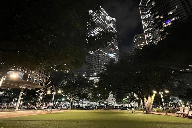 Outdoor Escape Room in Houston - Downtown - The Starting and Ending Points