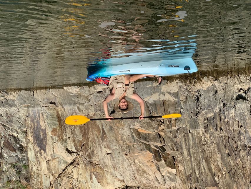 Pactola Lake: Private Kayak or Paddleboard Experience
