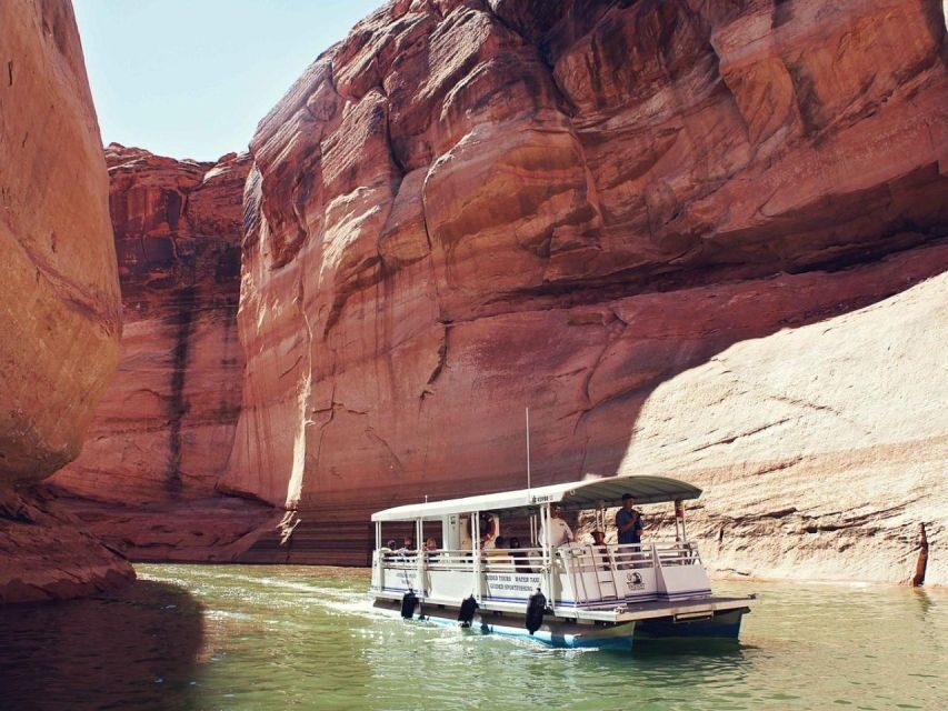 Page: Lake Powell Navajo Canyon Scenic Cruise