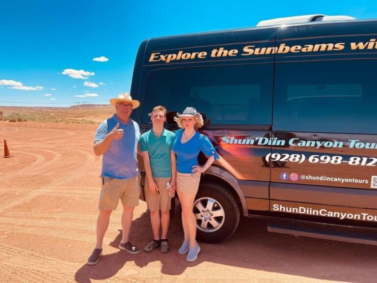 Page: Upper and Lower Antelope Canyons Guided Tour - What Makes This Tour Stand Out?