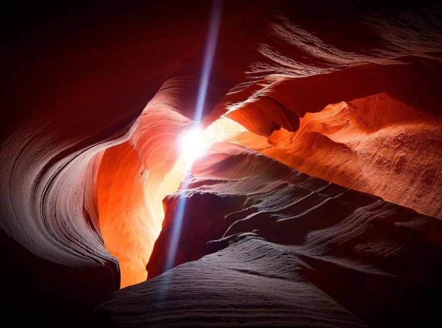 Page: Upper Antelope Canyon Entry Ticket and Luxury Van Tour - The Guide and the Experience