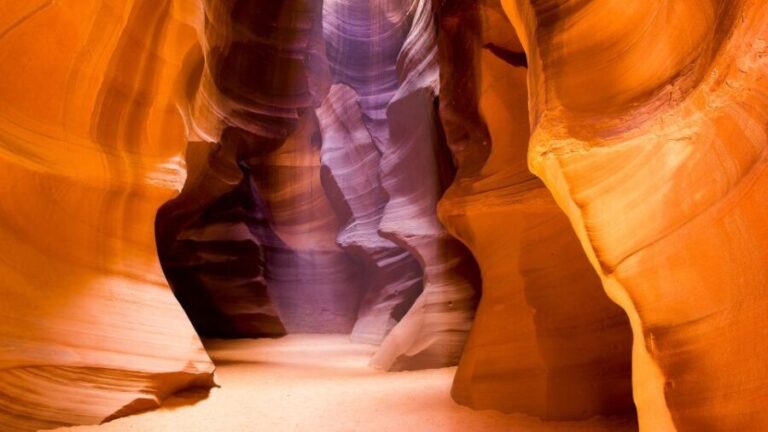 Page: Upper Antelope Canyon Tour with Navajo Guide - A Deep Dive into the Experience: What to Expect