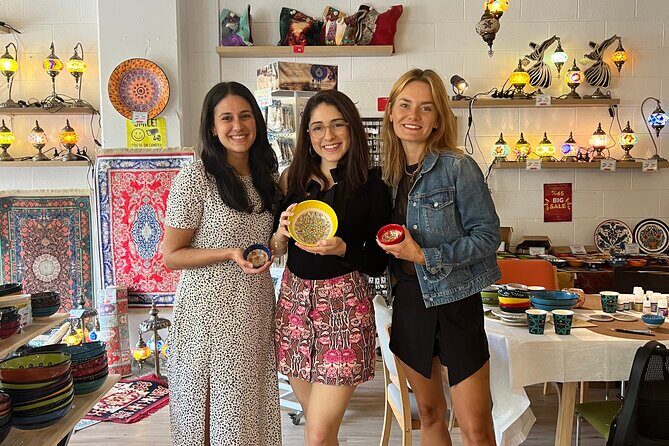 Painting Classes Orange County: Ceramic Plates & Bowls - An Authentic Artistic Break in Newport Beach