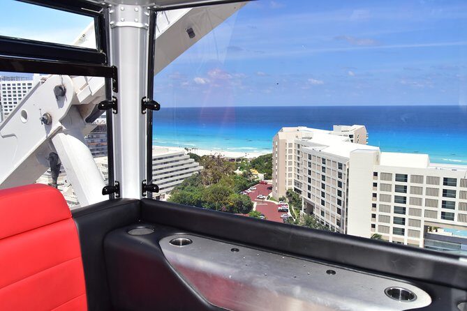 Panoramic Tour in VIP Cabin, Price per Cabin (maximum 5 People) - The Setting: Plaza La Isla & Sky Wheel Cancun