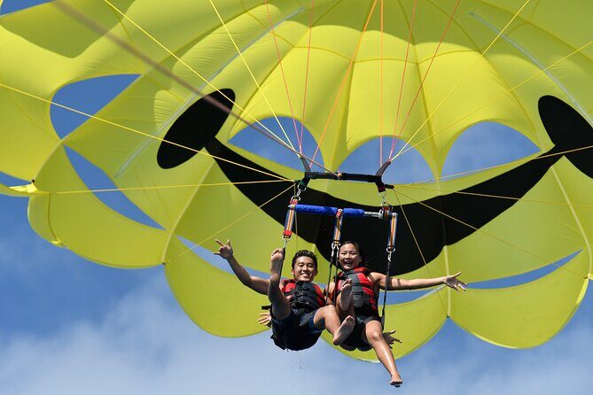 Parasailing and Jetski Experience in Maunalua Bay