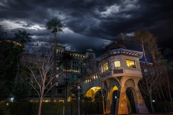 Pasadena Ghosts Haunted Walking Tour By US Ghost Adventures - The Experience: What You Can Expect
