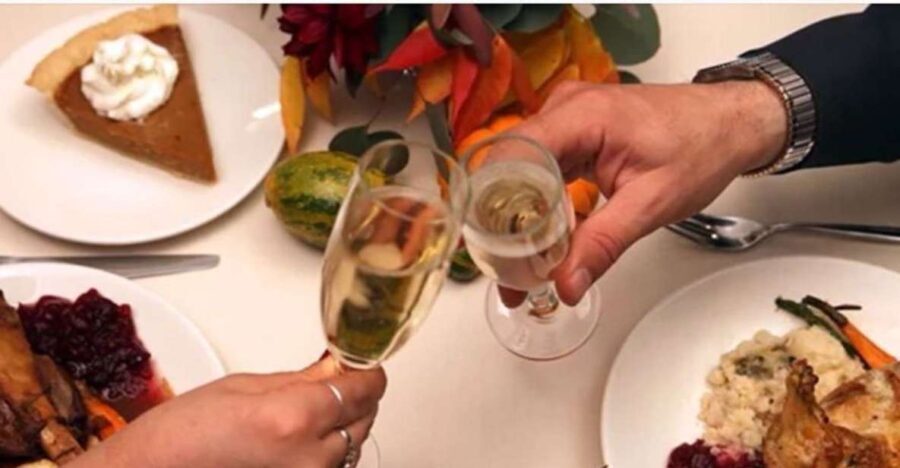 Philadelphia: Christmas Eve Gourmet Brunch or Dinner Cruise - The Authenticity and Overall Experience